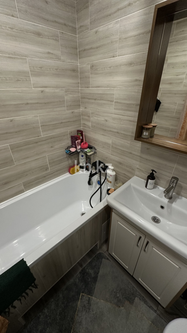 Продажа 2-комнатной квартиры, 69 м², ул. Муканова, дом  245 - ул. Курмангазы - Продажа квартир в Алматы фото 21 из 26