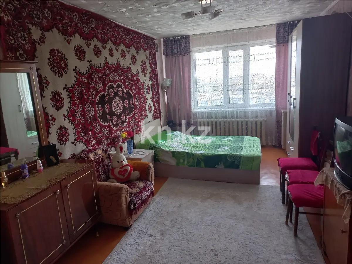 Продажа 2-комнатной квартиры, 61 м², ул. 40-летия Победы, дом  60 - Продажа и аренда недвижимости в Шахтинске фото 2 из 4