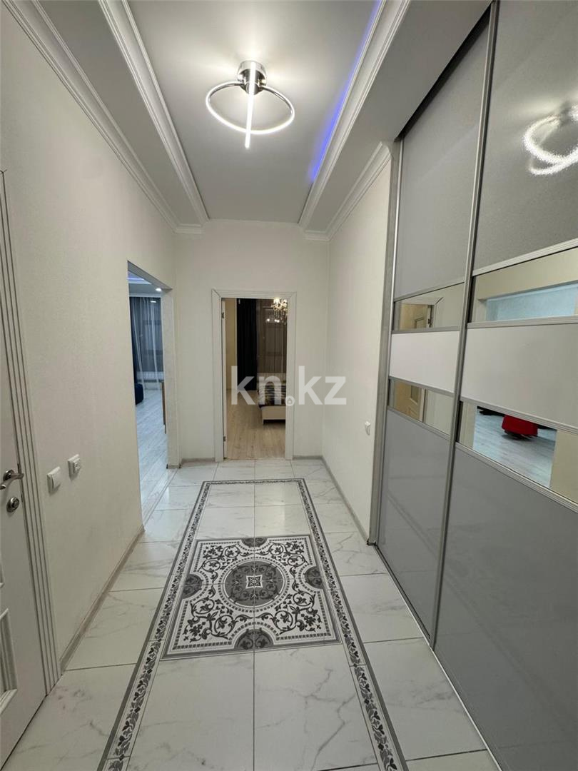 Продажа 2-комнатной квартиры, 65 м², мкр-н Степной-2, дом  2/4 в Караганде - фото 10