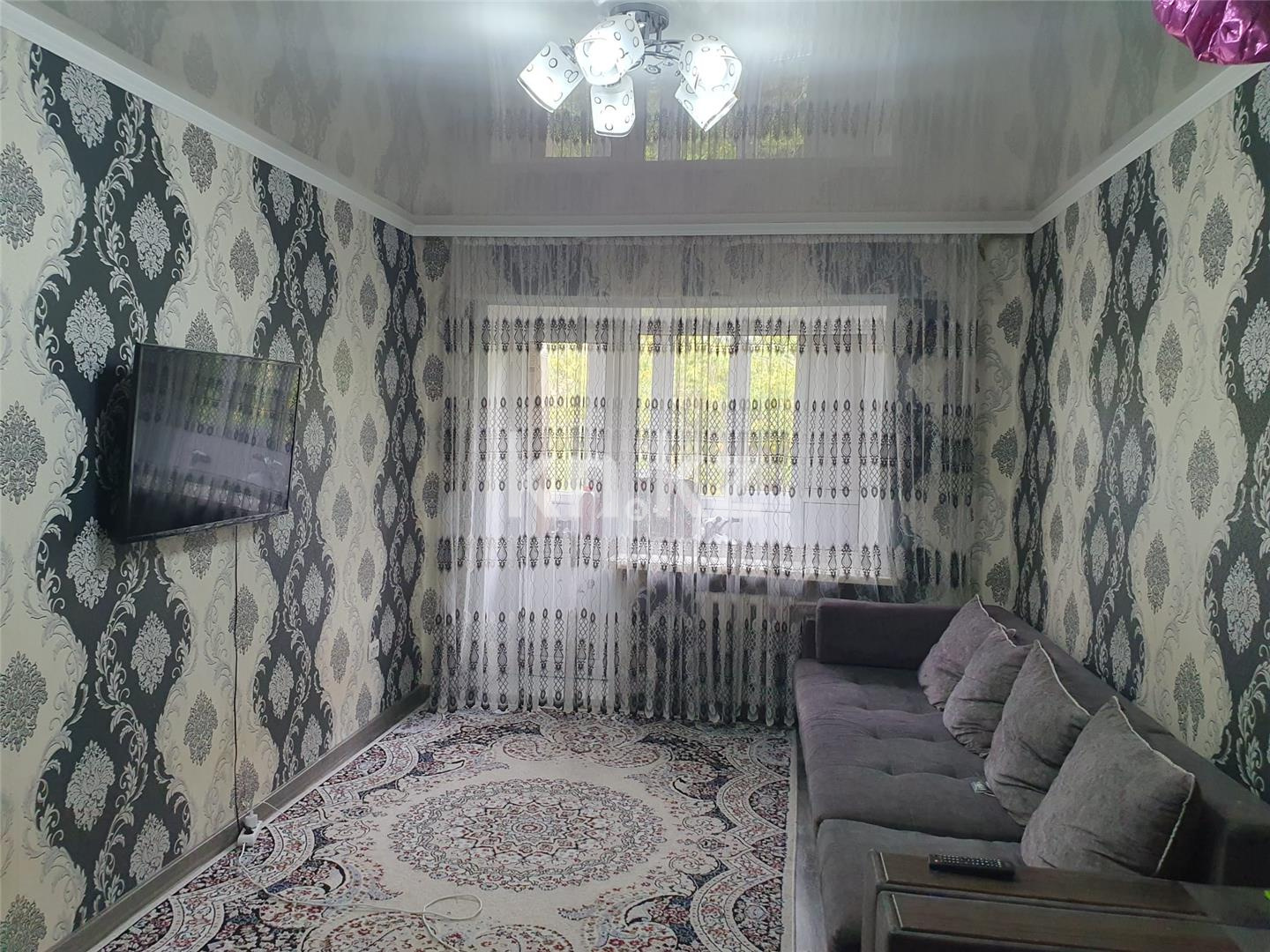 Продажа 3-комнатной квартиры, 60 м², ул. Пичугина - Продажа квартир в Караганде фото 1 из 13