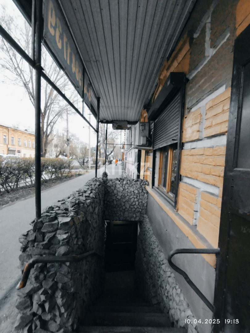 Продажа , 160 м², ул. Курмангазы, дом  87 - Продажа жилой и коммерческой недвижимости в Уральске фото 3 из 40