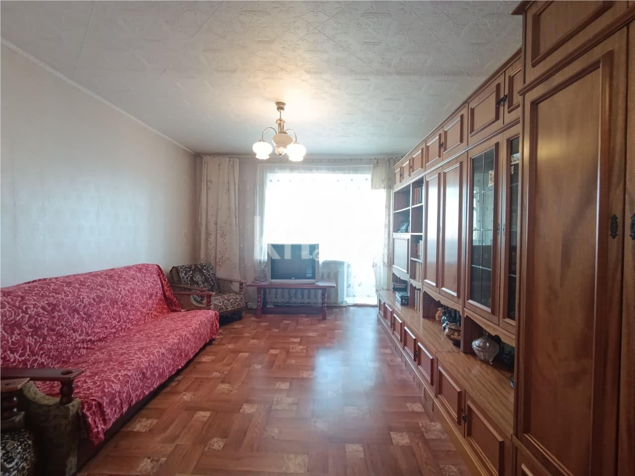 Продажа 3-комнатной квартиры, 60 м², ул. Серова, дом  75 фото 1 из 8 | kn.kz Продажа 3-комнатной квартиры, 60 м², ул. Серова, дом  75 - Продажа квартир в Караганде фото 1 из 8