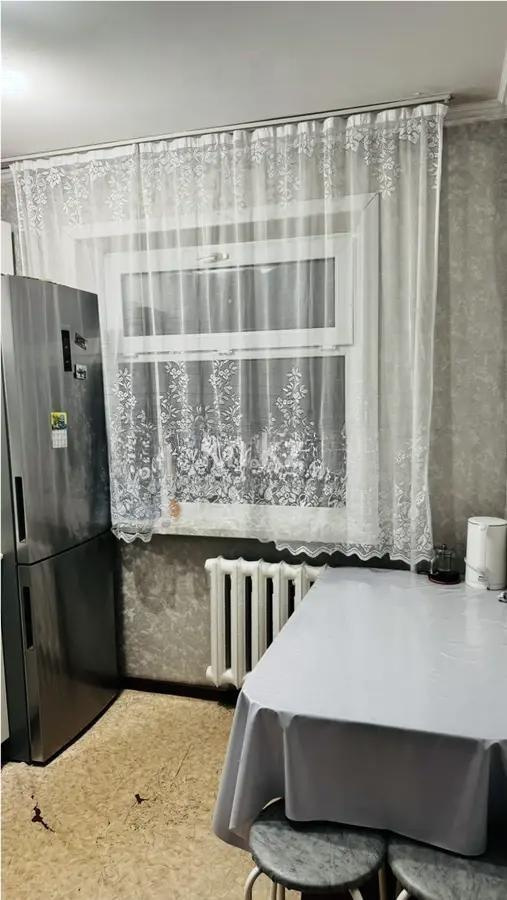 Продажа 2-комнатной квартиры, 43 м², мкр-н 16, дом  26 в Караганде - фото 3