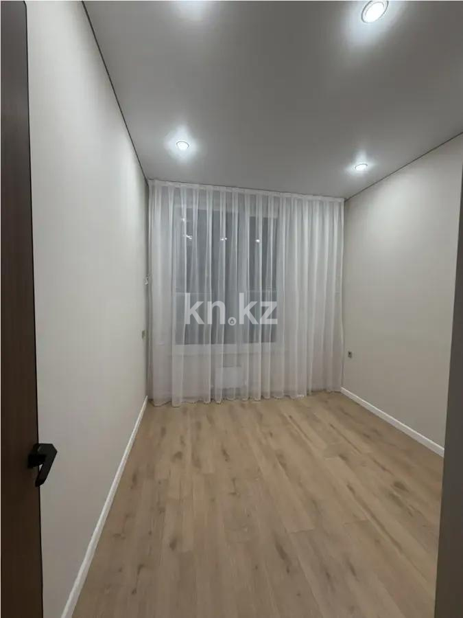 Продажа 3-комнатной квартиры, 74 м², пр. Райымбека, дом  348/1 в Алматы - фото 2