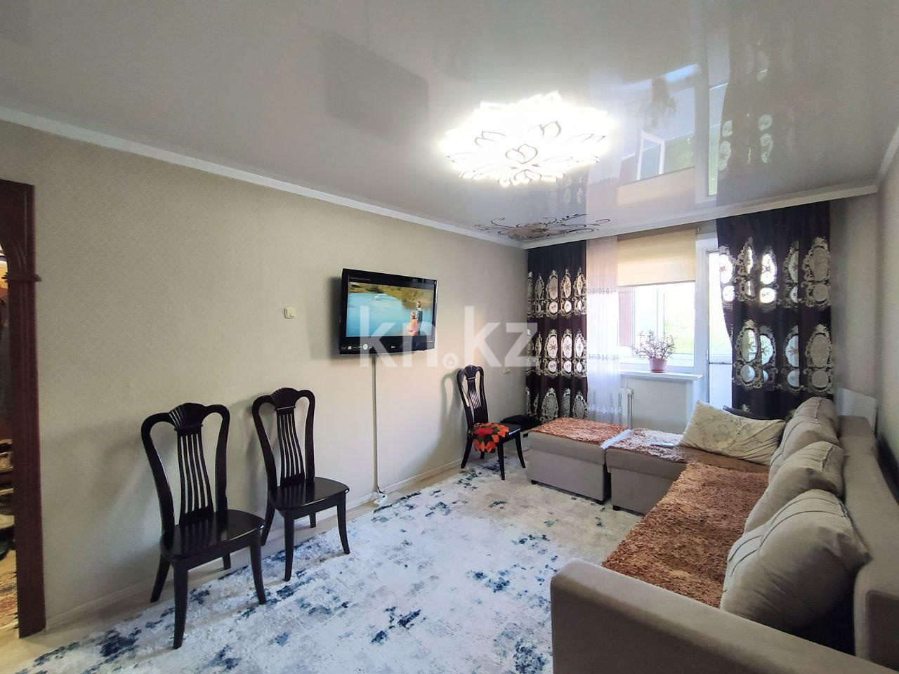 Продажа 2-комнатной квартиры, 45 м², ул. Дюсембекова - Продажа  двухкомнатных квартир в Караганде фото 1 из 11
