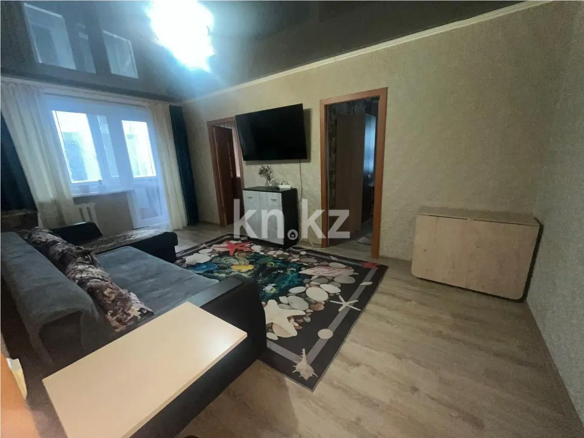 Продажа 4-комнатной квартиры, 60 м², мкр-н 19, дом  42 - Продажа квартир в Караганде без посредников с фото фото 1 из 7
