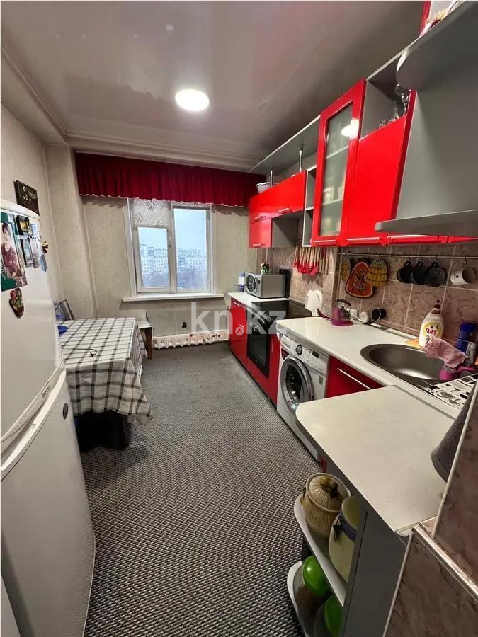 Продажа 3-комнатной квартиры, 68.8 м², мкр-н Аксай-1, дом  4б в Алматы - фото 4