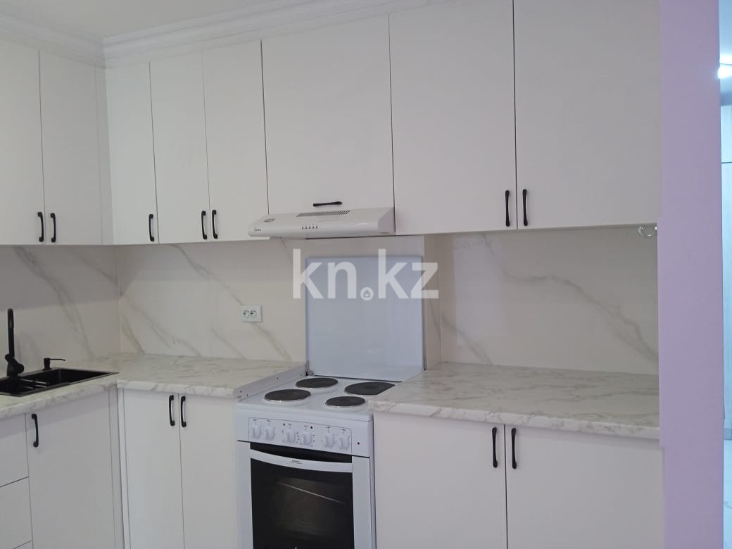 Аренда 1-комнатной квартиры, 38 м² в Астане