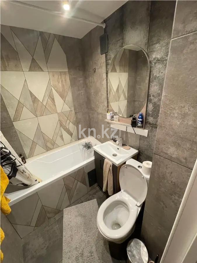 Продажа 2-комнатной квартиры, 40 м², ул. Желтоксан, дом  170 в Алматы - фото 3