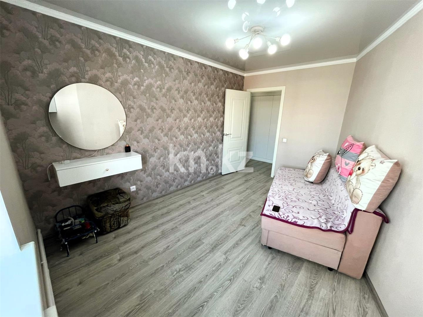 Продажа 3-комнатной квартиры, 86 м², 83 квартал - Продажа  трехкомнатных квартир в Караганде фото 10 из 28