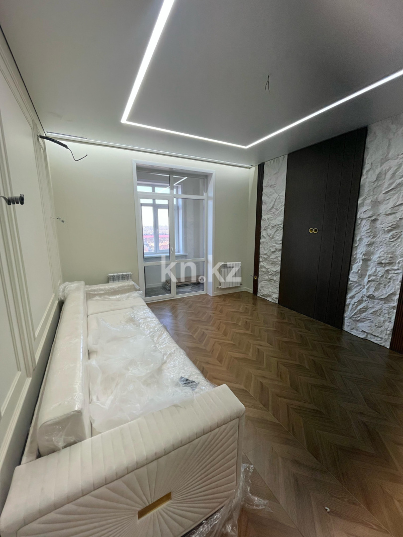 Продажа 3-комнатной квартиры, 75 м², ул. Букетова, дом  3/3 - Продажа  трехкомнатных квартир в новостройках Караганды фото 1 из 15