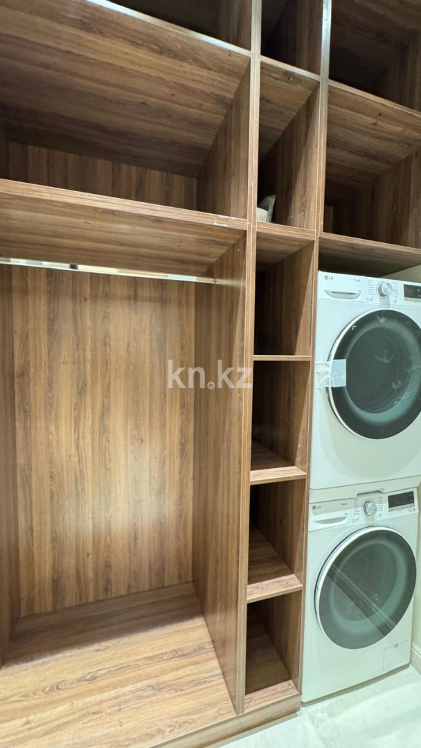 Аренда 3-комнатной квартиры, 90 м², пр. Аль-Фараби - Аренда  трехкомнатных квартир помесячно в Алматы фото 14 из 14