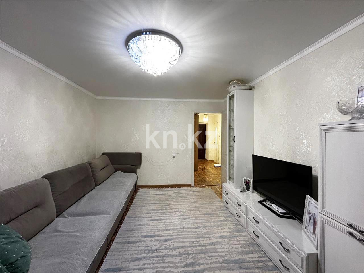 Продажа 2-комнатной квартиры, 46 м², ул. Муканова - Продажа  двухкомнатных квартир в Караганде фото 2 из 13