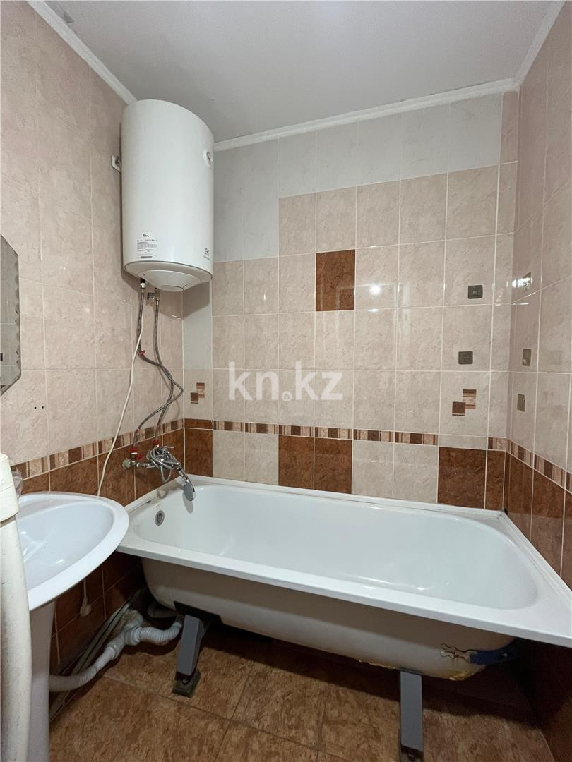 Продажа 2-комнатной квартиры, 49 м², мкр-н Восток-3 в Караганде - фото 7