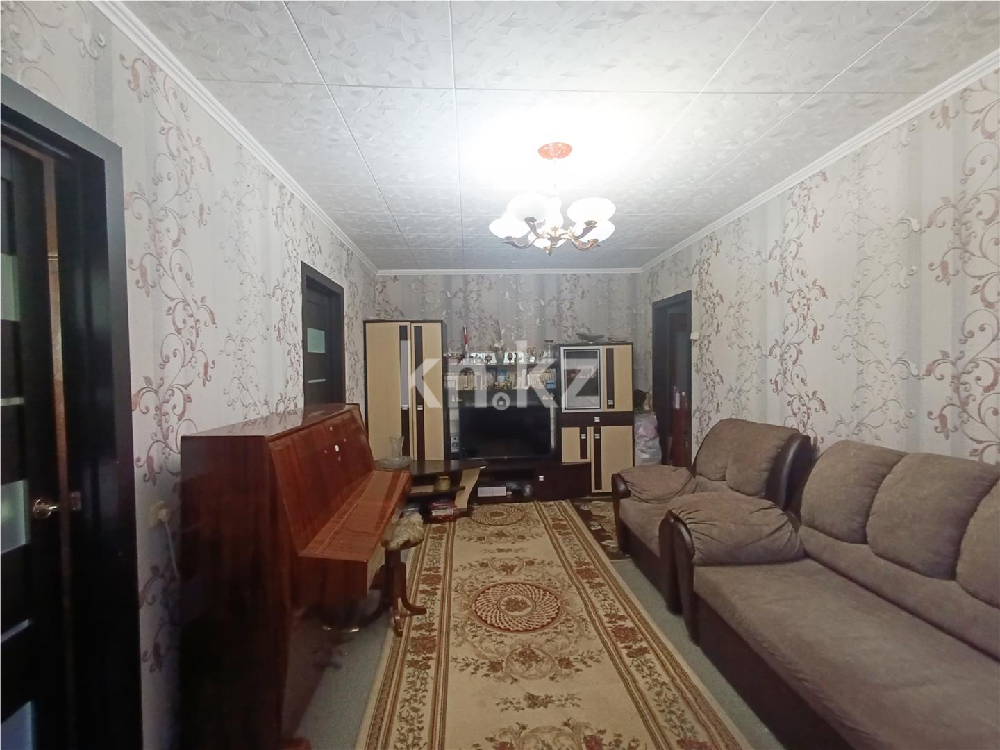 Продажа 3-комнатной квартиры, 62 м², мкр-н 19 в Караганде - фото 6