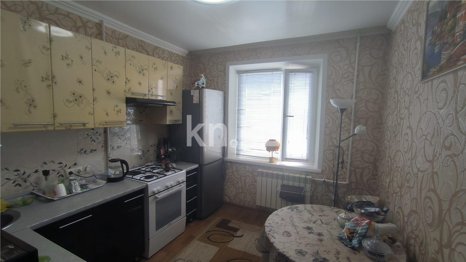 Продажа 4-комнатной квартиры, 78 м², ул. Дюсембекова - Продажа  четырехкомнатных квартир в Караганде фото 10 из 22