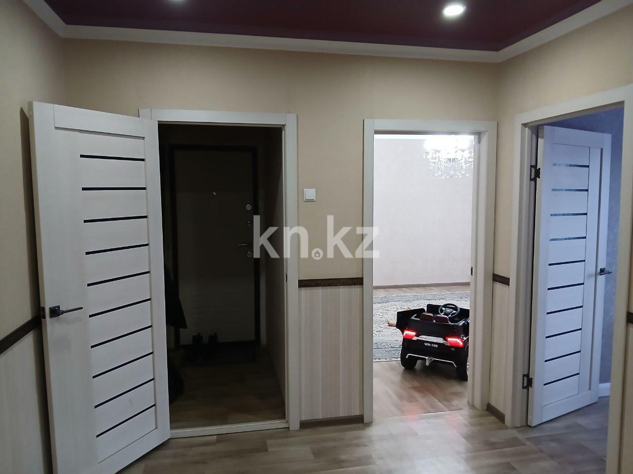 Продажа 3-комнатной квартиры, 64 м², мкр-н Гульдер-1 - Продажа квартир в Караганде фото 11 из 14