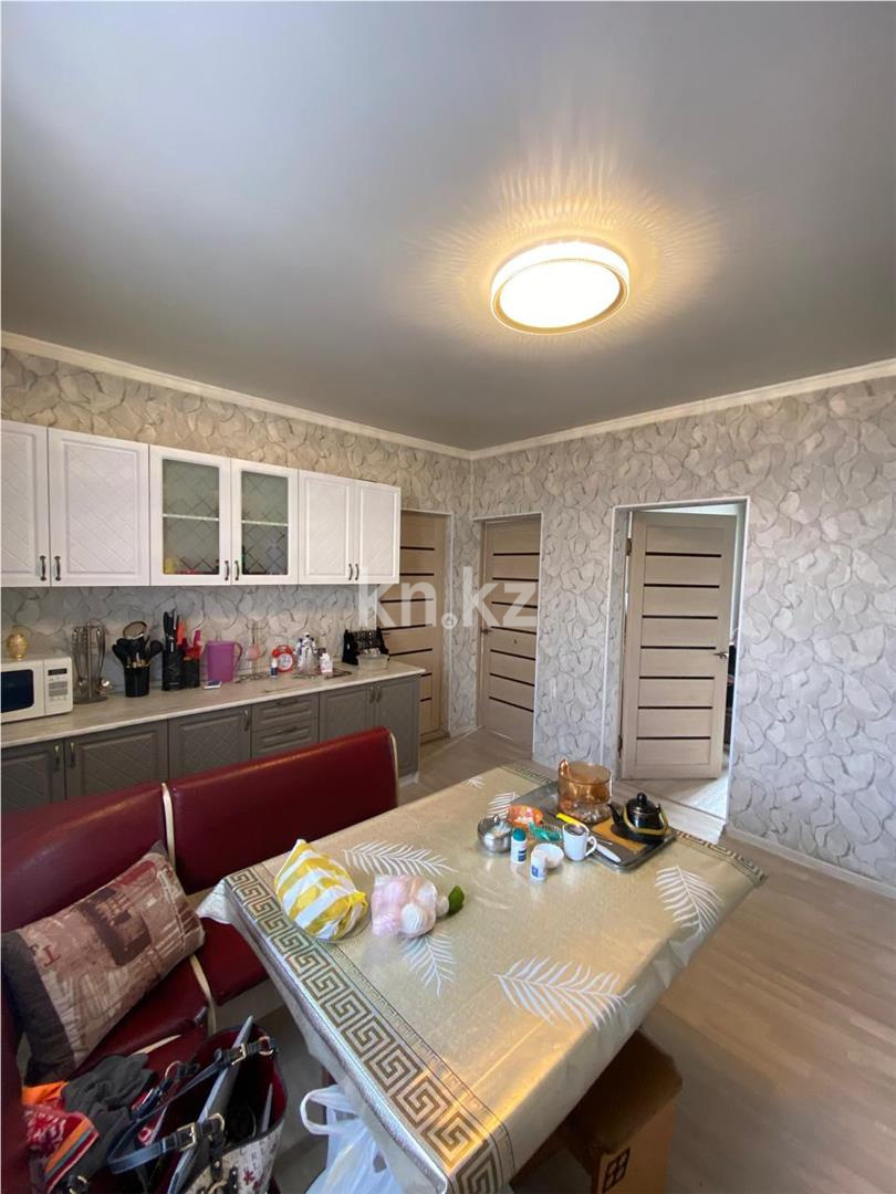 Продажа 3-комнатного дома, 76.3 м² - Продажа домов, коттеджей в Караганде - страница 4 фото 10 из 23