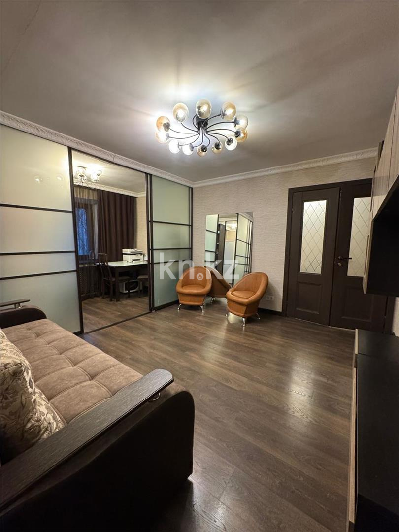 Продажа 2-комнатной квартиры, 46 м², пр. Н. Абдирова - Продажа квартир в Караганде фото 2 из 14