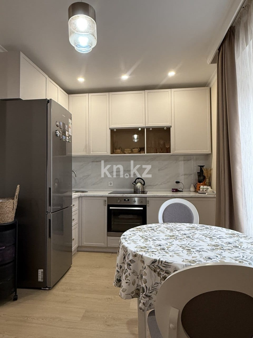 Аренда 2-комнатной квартиры, 43 м², ул. Бухар жырау, дом  36/1 - Аренда  двухкомнатных квартир помесячно в Астане фото 1 из 6