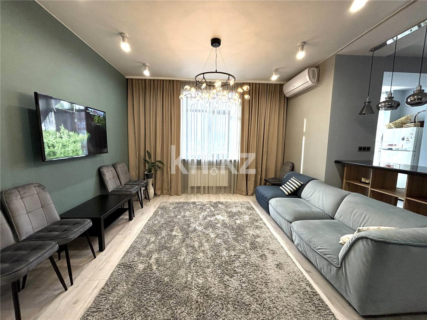 Продажа 2-комнатной квартиры, 94 м², ул. Аманжолова, дом  96/1 - Продажа  двухкомнатных квартир в новостройках Караганды фото 2 из 19