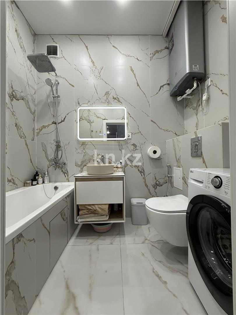 Продажа 2-комнатной квартиры, 65 м², ул. Ашимова, дом  21 блок А - Продажа квартир в Караганде фото 18 из 23