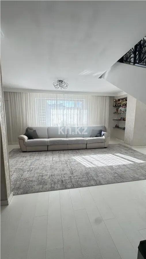 Продажа 4-комнатной квартиры, 171 м² в Астане