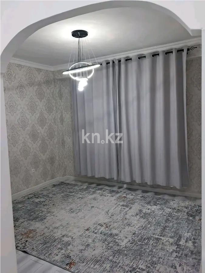 Продажа 2-комнатной квартиры, 40 м², мкр-н Аксай-1, дом  11/9 в Алматы