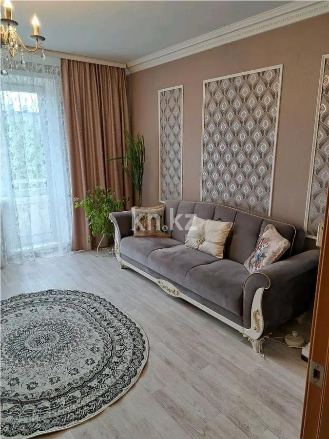 Продажа 2-комнатной квартиры, 65 м², ул. 40-летия Победы, дом  64 - Продажа и аренда недвижимости в Шахтинске фото 1 из 5