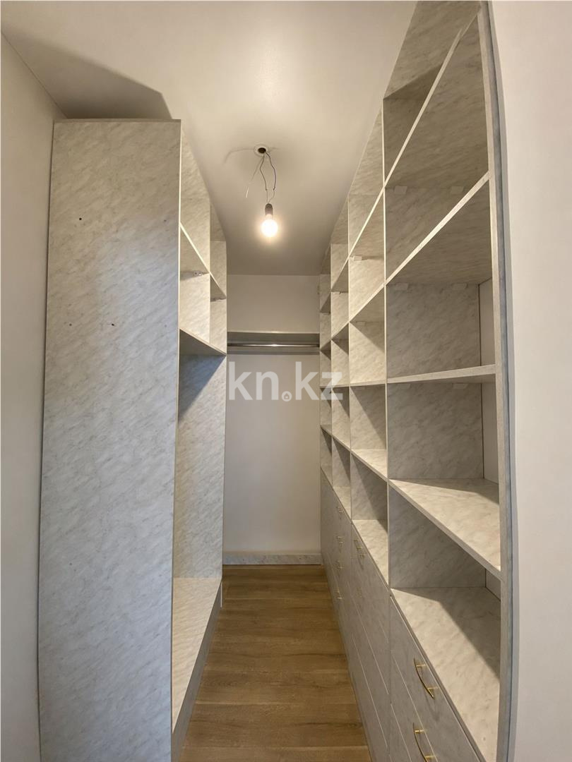 Продажа 4-комнатной квартиры, 131.9 м² в Астане - фото 8