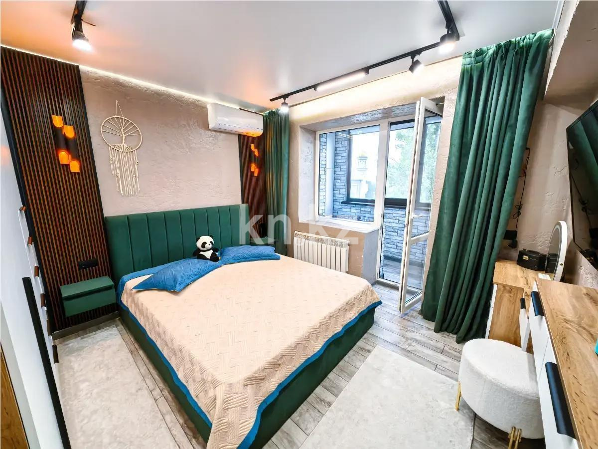 Продажа 2-комнатной квартиры, 54 м², ул. Есенова, дом  17 в Алматы - фото 2