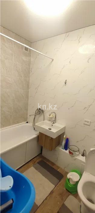 Продажа 2-комнатной квартиры, 53 м², мкр-н Аксай-1а, дом  10 в Алматы - фото 5