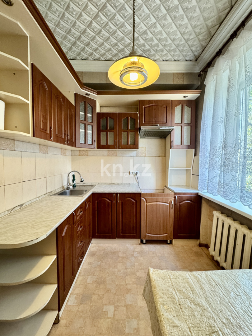 Продажа 1-комнатной квартиры, 30.3 м², ул. Крылова, дом  24а - Продажа  однокомнатных, двухкомнатных, трехкомнатных квартир в Караганде фото 1 из 20