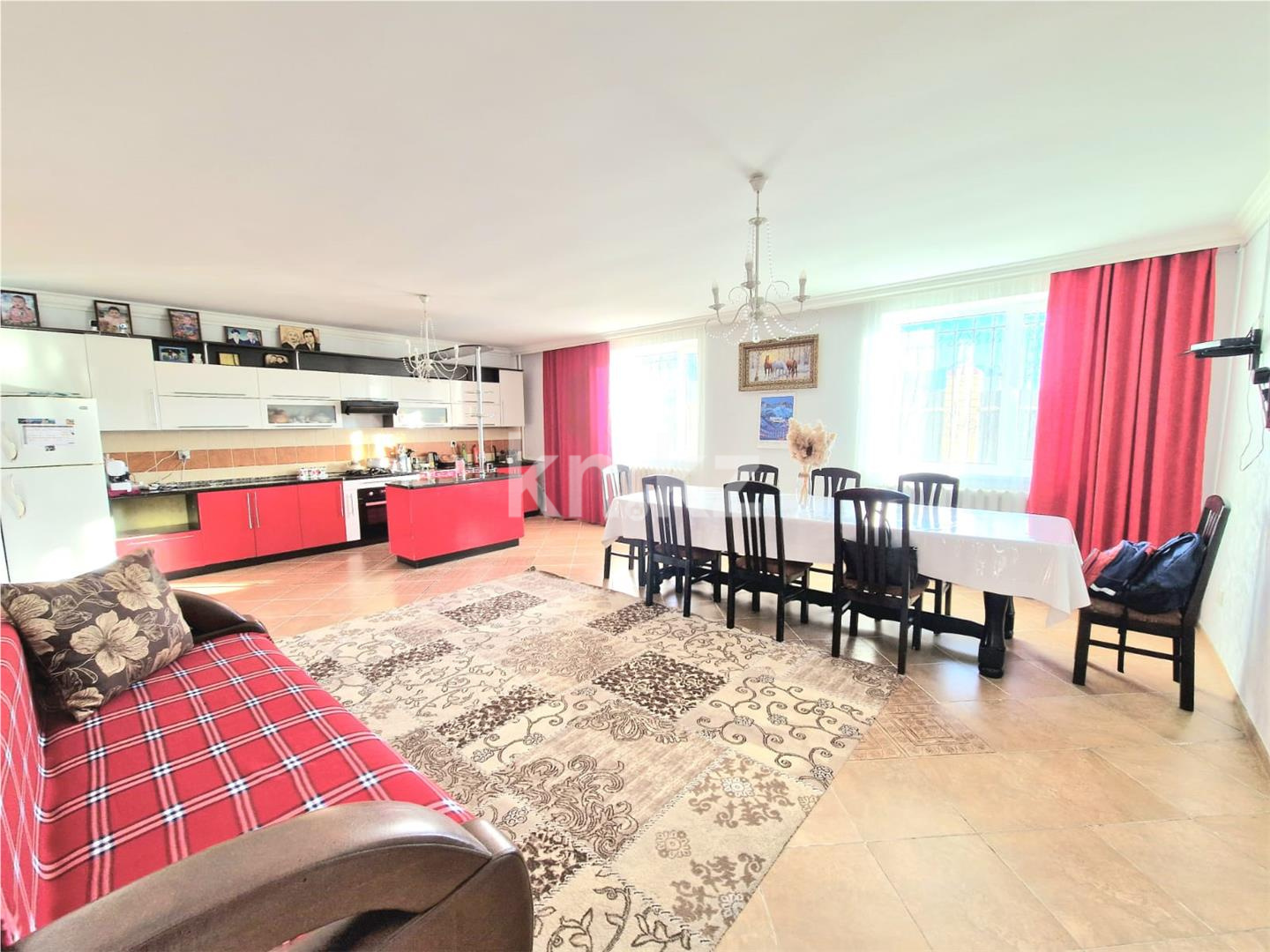 Продажа 5-комнатного дома, 331.9 м² - Продажа домов, коттеджей в Караганде фото 9 из 36