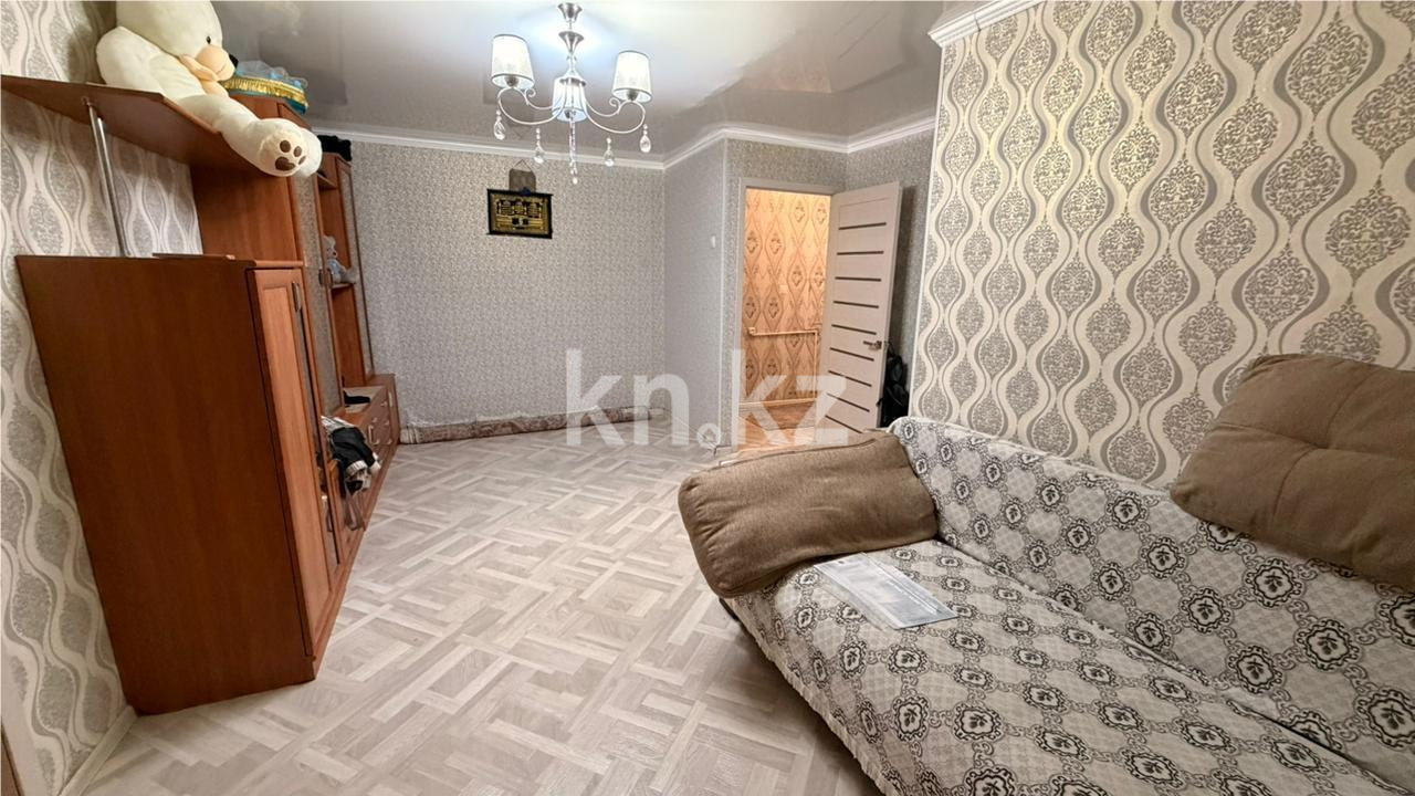 Продажа 2-комнатной квартиры, 44 м², мкр-н 15, дом  7 в Караганде - фото 2