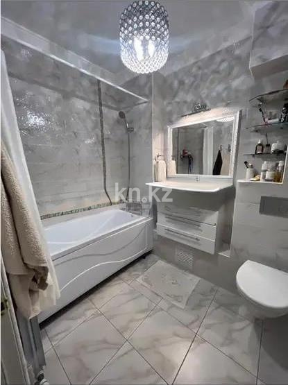 Продажа 2-комнатной квартиры, 79 м², пр. Кабанбай батыра, дом  46 в Астане - фото 4