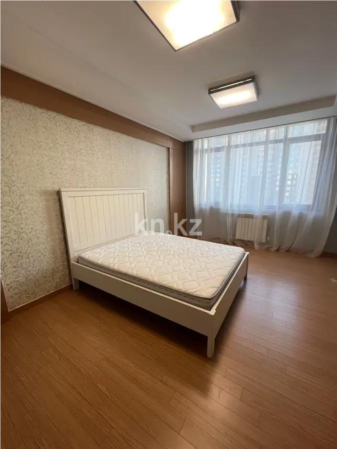 Продажа 3-комнатной квартиры, 94 м², пр. Кошкарбаева, дом  2 в Астане - фото 2