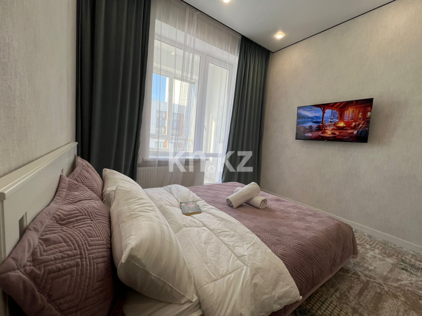 Аренда 1-комнатной квартиры посуточно, 39 м², пр. Туран, дом  55/6 - Аренда квартир посуточно в Астане с фото фото 1 из 11