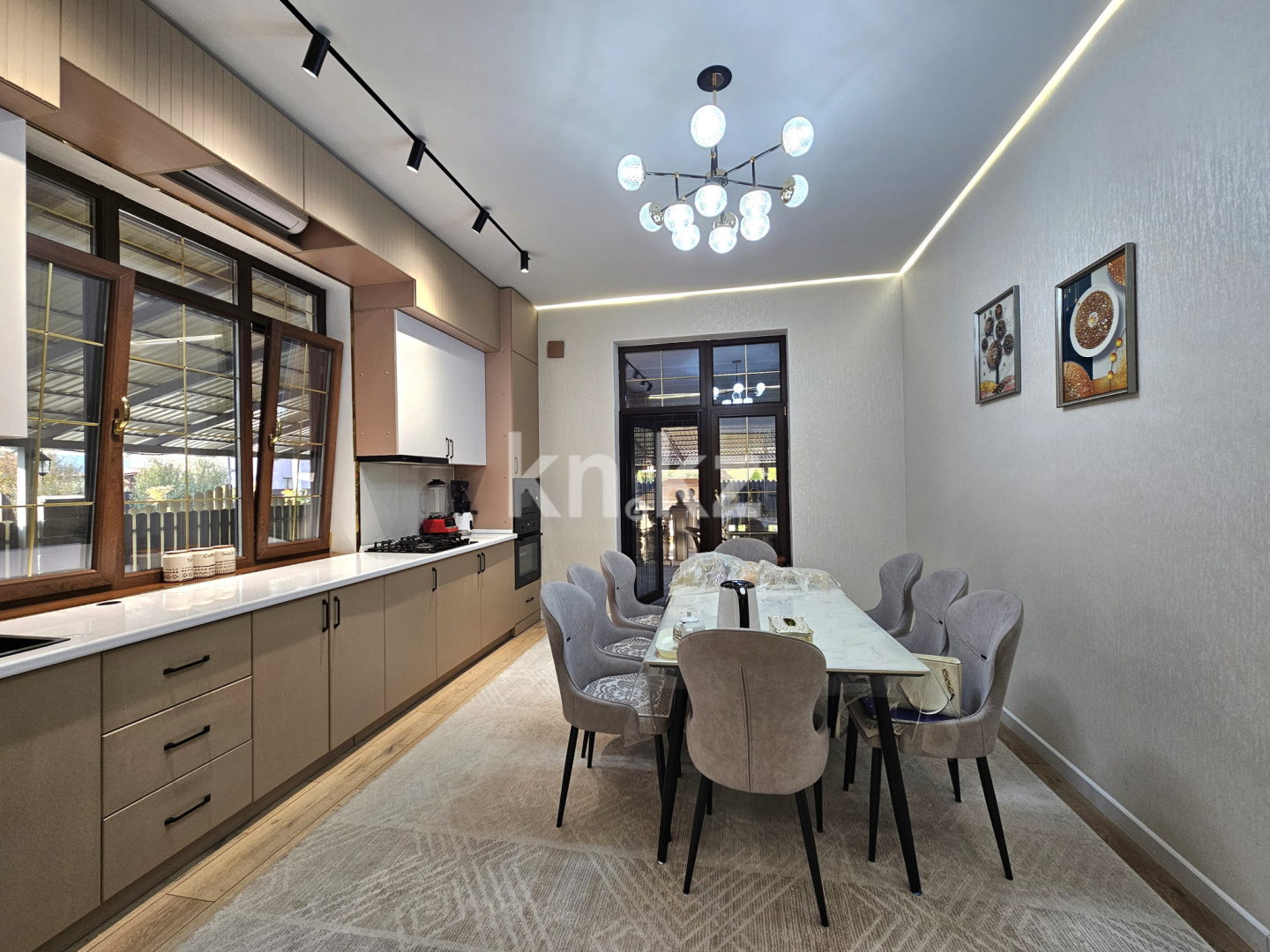 Продажа 4-комнатного дома, 180 м², мкр. Жана Куат - Продажа домов, коттеджей в Алматы фото 2 из 25