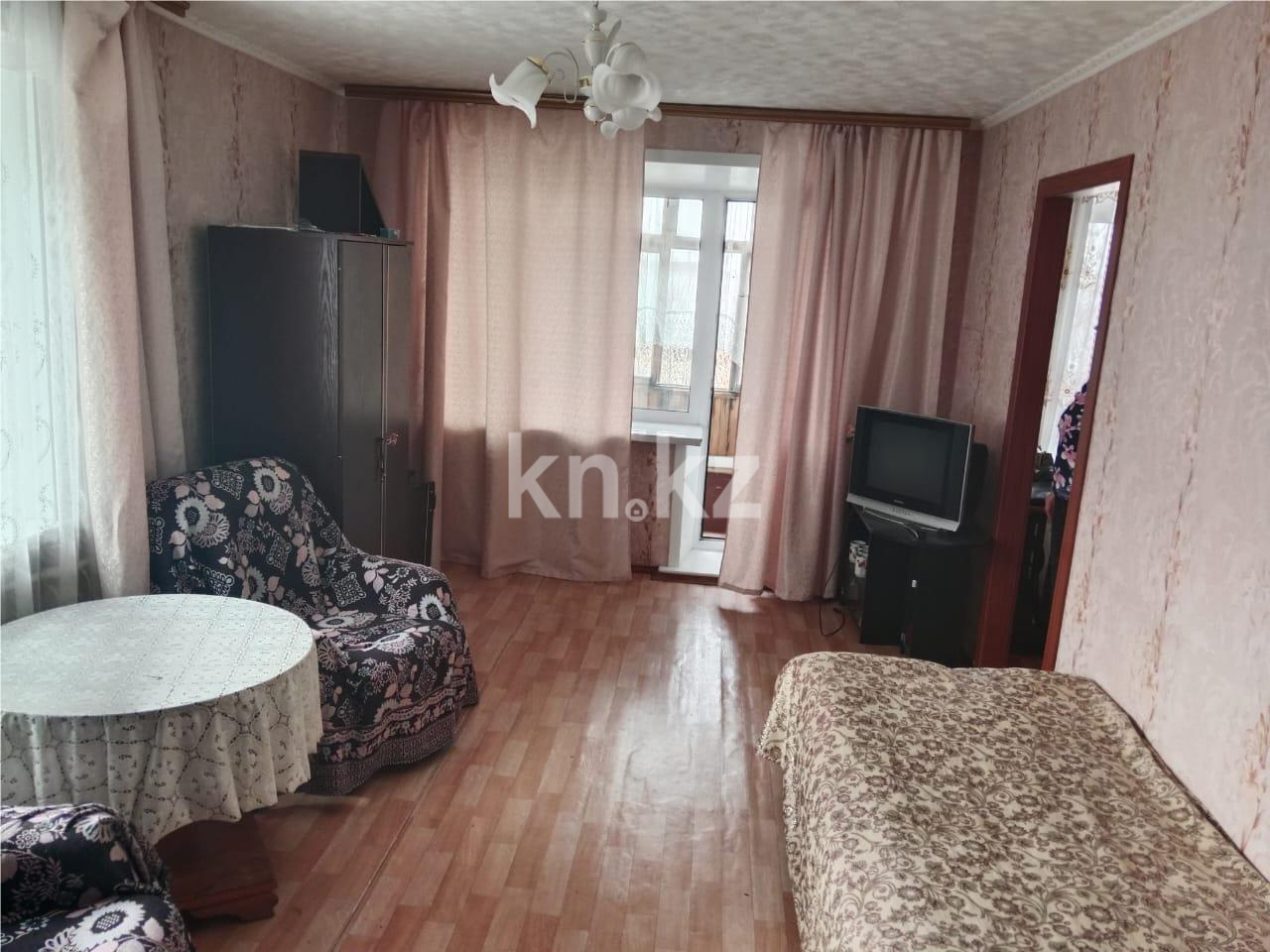 Продажа 2-комнатной квартиры, 43 м² - Продажа квартир в Темиртау - страница 2 фото 2 из 10