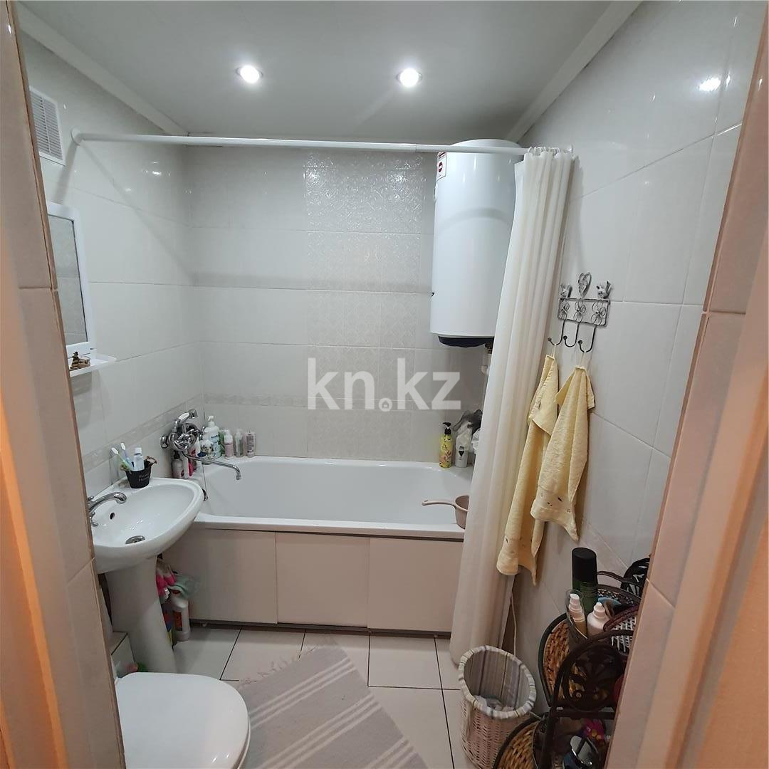 Продажа 3-комнатной квартиры, 55 м², ул. Полетаева, дом  11 в Караганде - фото 12