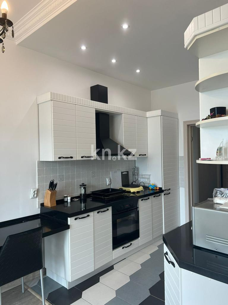 Аренда 2-комнатной квартиры, 80 м² - Аренда квартир помесячно в Астане фото 1 из 4