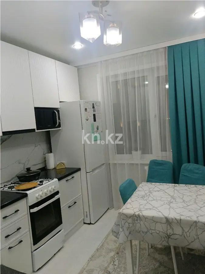 Продажа 2-комнатной квартиры, 60 м², ул. Дюсембекова, дом  67 - Продажа квартир в Караганде фото 1 из 1