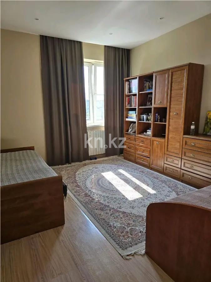 Продажа 3-комнатной квартиры, 93 м², ул. Солодовникова, дом  21а - Продажа квартир в Алматы фото 1 из 1