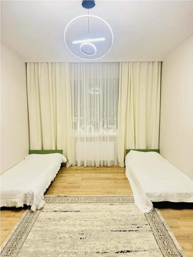 Продажа 3-комнатной квартиры, 80 м², ул. Хусейна бен Талала, дом  41 в Астане - фото 3