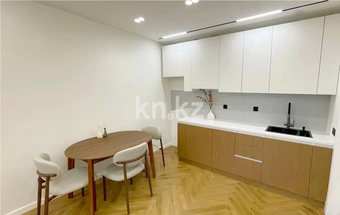Продажа 3-комнатной квартиры, 70 м², ул. Туркестан, дом  4б стр в Астане - фото 4
