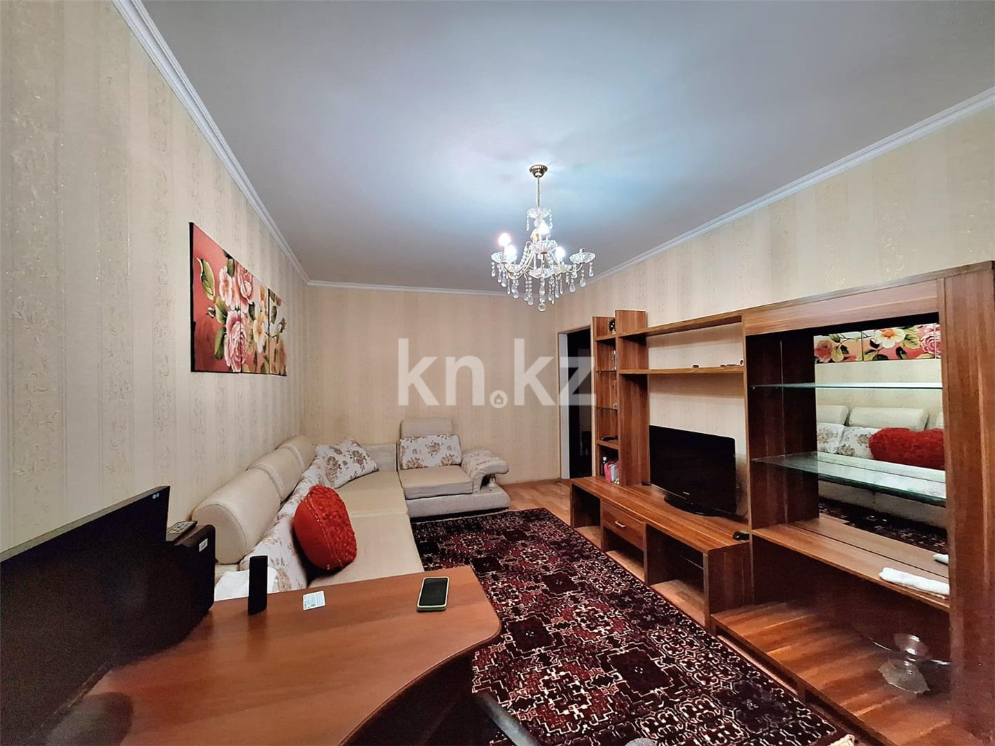 Продажа 3-комнатной квартиры, 62 м², 16 мкр. в Караганде - фото 2