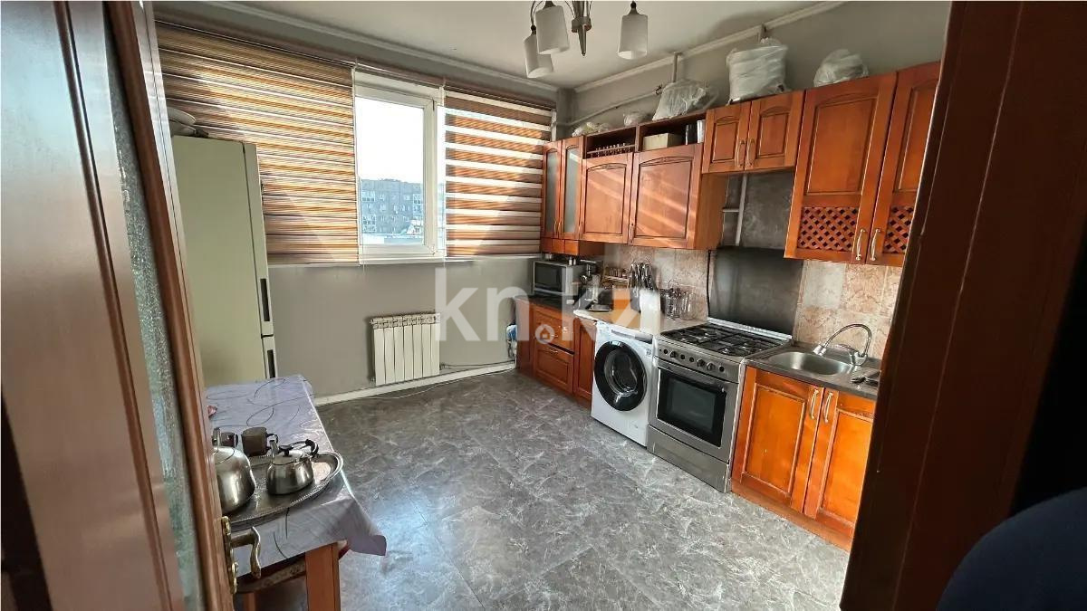 Продажа 2-комнатной квартиры, 56 м², мкр-н Аксай-2, дом  35 в Алматы - фото 3