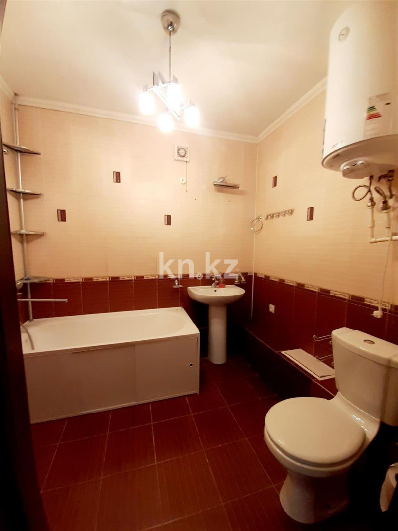 Продажа 3-комнатной квартиры, 61 м², ул. Ермекова - Продажа  трехкомнатных квартир в Караганде фото 8 из 11