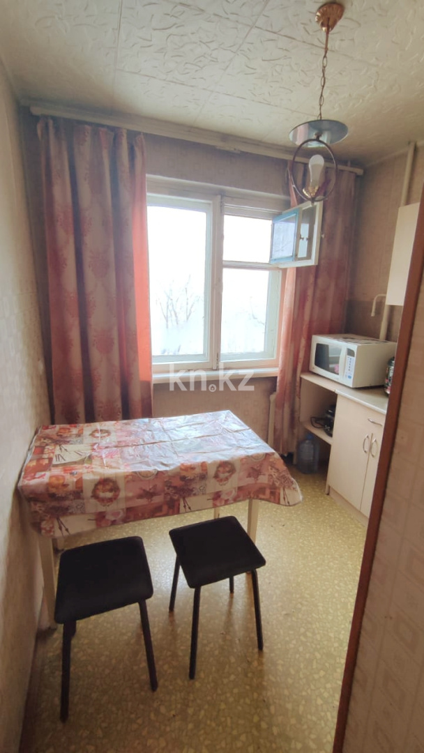 Аренда 1-комнатной квартиры, 32 м², ул. Ержанова, дом  21 - Аренда квартиры помесячно в Караганде фото 1 из 9